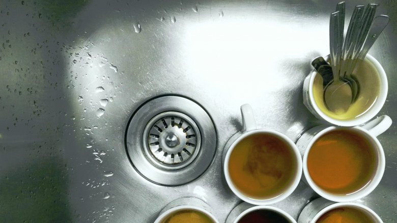 Ternyata Aman untuk Menggunakan Gelas Kopi Berulang Kali Tanpa Harus Dicuci