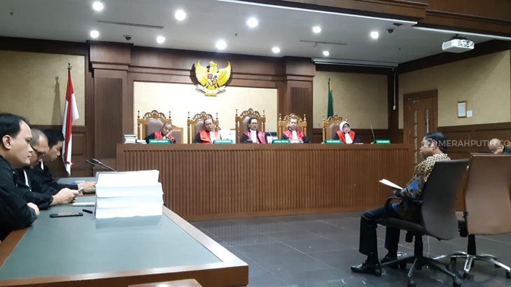 Persidangan Idrus Marham.