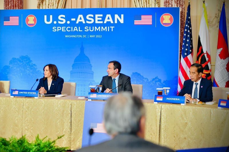 [HOAKS atau FAKTA]: Jokowi Dihina, Presiden AS Hanya Sambut PM Singapura