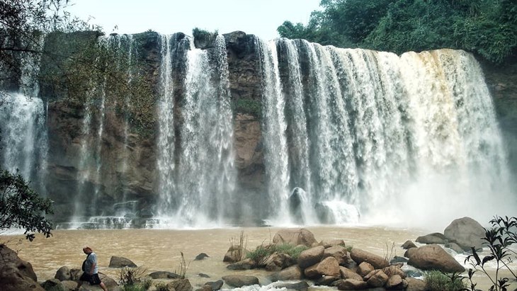Curug-Curug yang Memesona di Geopark Ciletuh
