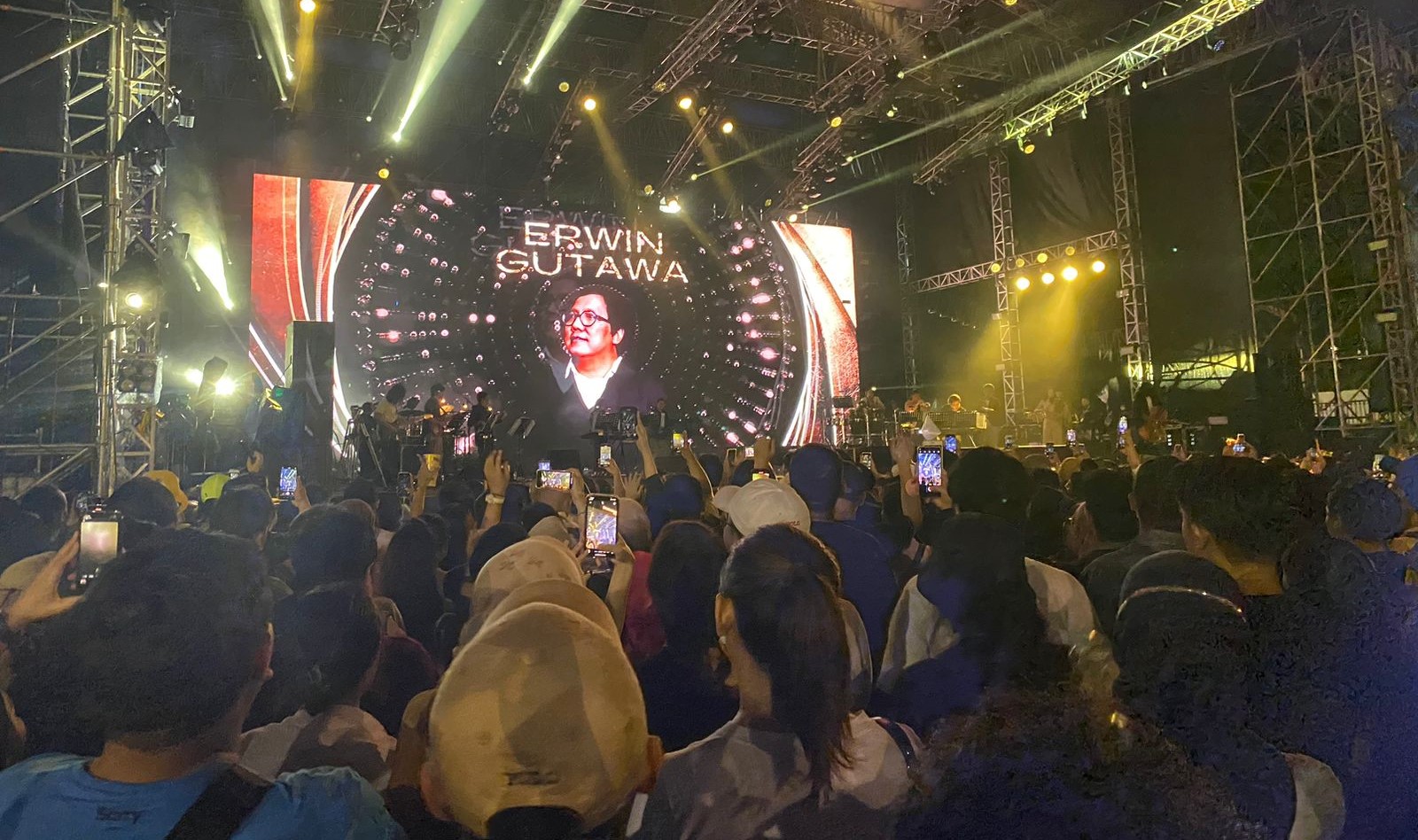 Di Hadapan Sandiaga Uno, 3Diva Mendadak Koplo Meriahkan Panggung Synchronize Fest 2022
