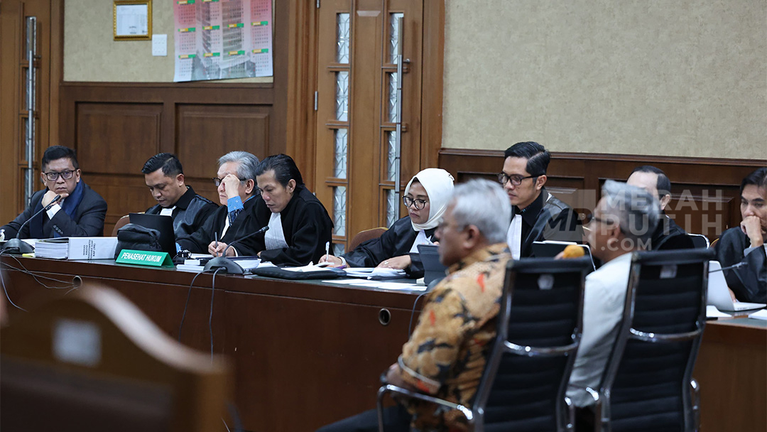 Wahyu Setiawan Ngaku Iseng Minta Rp 1 Miliar dalam Kasus Suap Harun Masiku