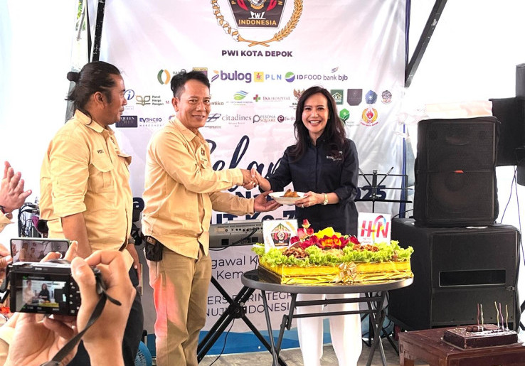 Gelar Pasar Murah, PT IIM Tunjukkan Kepedulian terhadap Sesama di Momen Peringatan Hari Pers Nasional