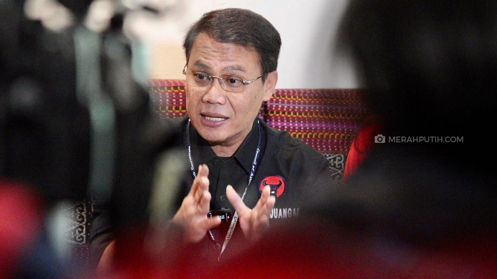 PDIP Ungkap MK Alami Degradasi Usai Keluarkan Putusan Loloskan Gibran Cawapres