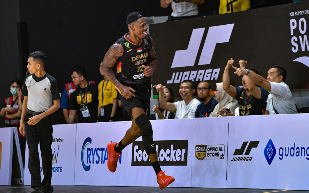 IBL 2024: Prawira Kalahkan Satria Muda, Dewa United Perkasa atas Satya Wacana