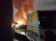 Kilang Minyak Plumpang Terbakar Hebat Jumat (3/3) Malam