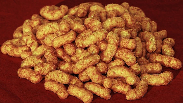 Ngemil bisa berarti makan malam kamu terlalu ringan. (Foto: Pixabay/anaterate)