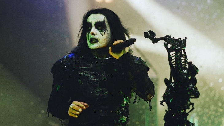 Vokalis Cradle of Filth Isyaratkan Kolaborasinya dengan Ed Sheeran