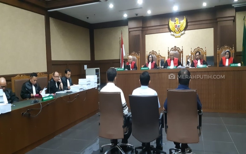  Jaksa KPK Tuntut Gubernur Aceh Nonaktif Irwandi Yusuf 10 Tahun Penjara