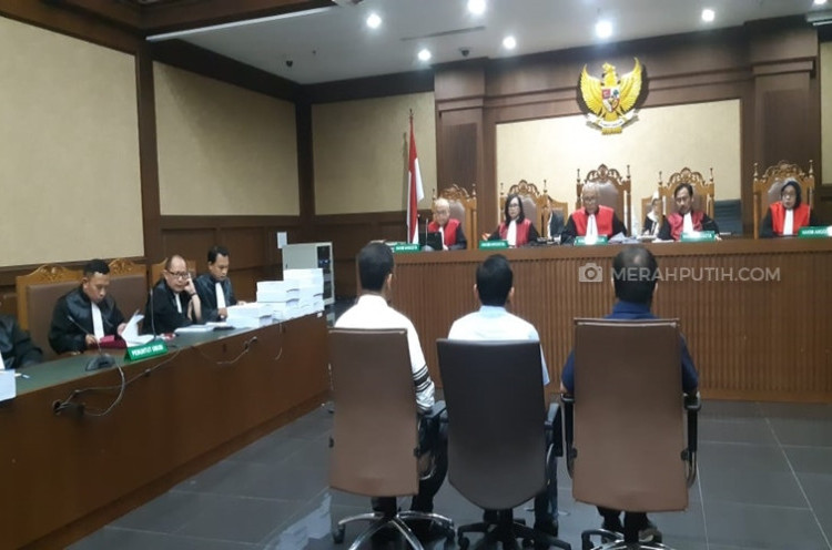  Jaksa KPK Tuntut Gubernur Aceh Nonaktif Irwandi Yusuf 10 Tahun Penjara
