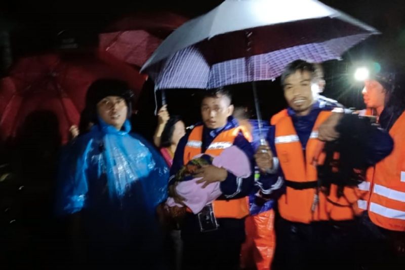 Banjir dan Longsor Landa Kota Parepare, 1.345 Keluarga Terdampak