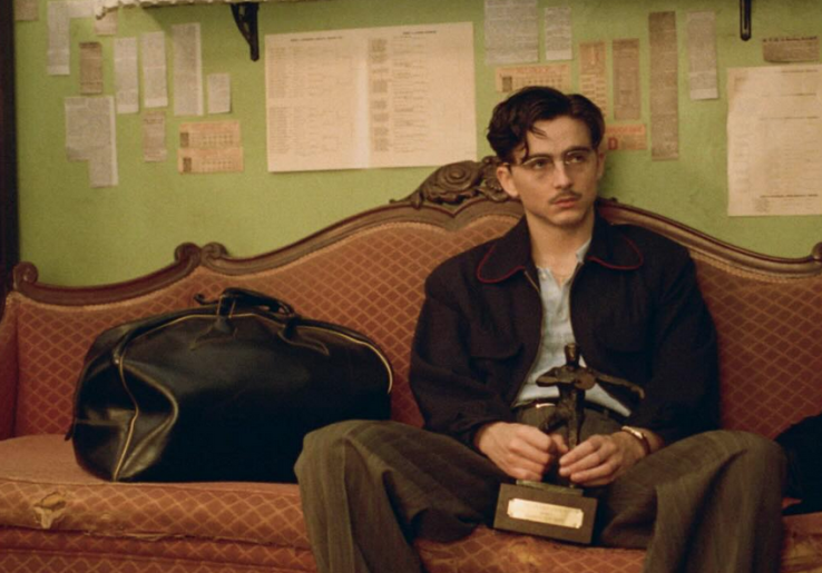 Timothee Chalamet Kalahkan Leonardo DiCaprio di Golden Globes 2026, Bekal Positif ke Academy Awards