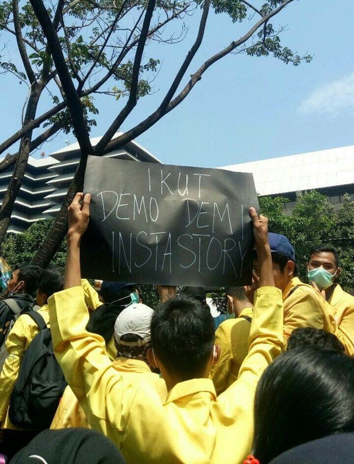 (Foto 1) Gak mau kalah update sama instagram pribadinya. Foto by twitter jeremiajemie
