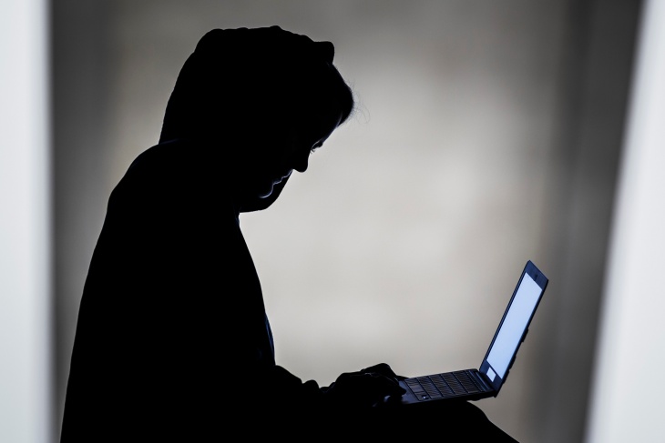 Awas Tertipu, Mengenal 'Catfishing' yang Sering Terjadi di Media Sosial