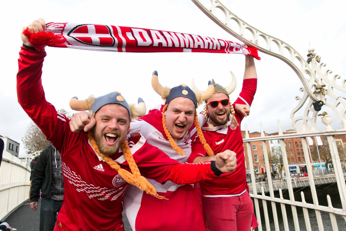 Suporter Denmark tak Bisa Hadiri Semifinal Piala Eropa 2020