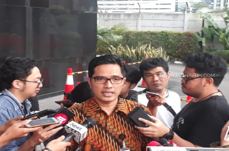 KPK Periksa Direktur Operasional PT Pupuk Indonesia Logistik