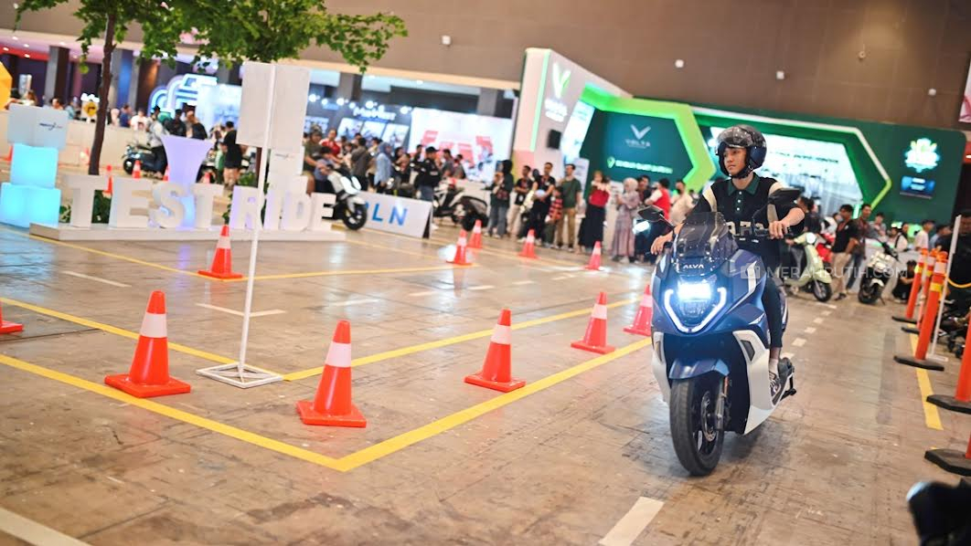 ALVA Hadirkan Pengalaman Test Ride ALVA One XP di IIMS 2024