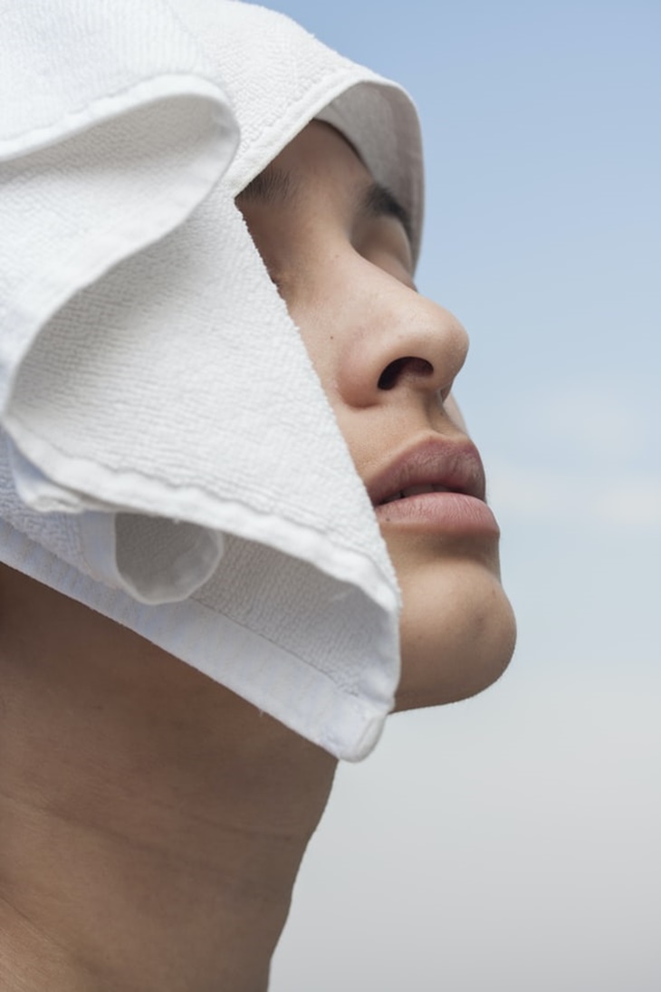 Tips Riasan Wajah Sehat di Balik Masker