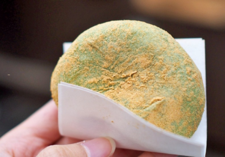 Bikin Mochi Hijau? Manfaatkan Kelor dari Kampung Halaman