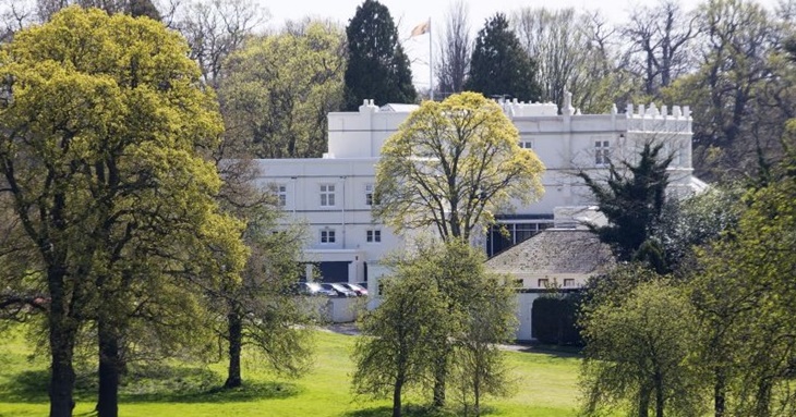 the royal lodge