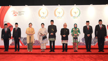 Momen Presiden Joko Widodo Bersama Pimpinan DPR/MPR dan DPD dalam Sidang Tahunan MPR 2024