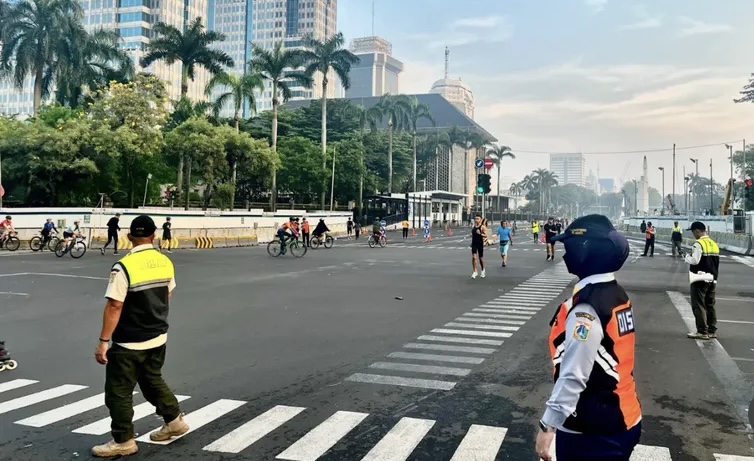 Pengendara Diminta Berikan Prioritas untuk Presiden Prancis Emmanuel Macron di 5 Ruas Jalan Ini