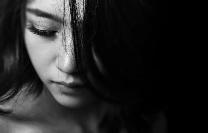 Perempuan ini Hidup dengan 2500 Kepribadian yang Berbeda
