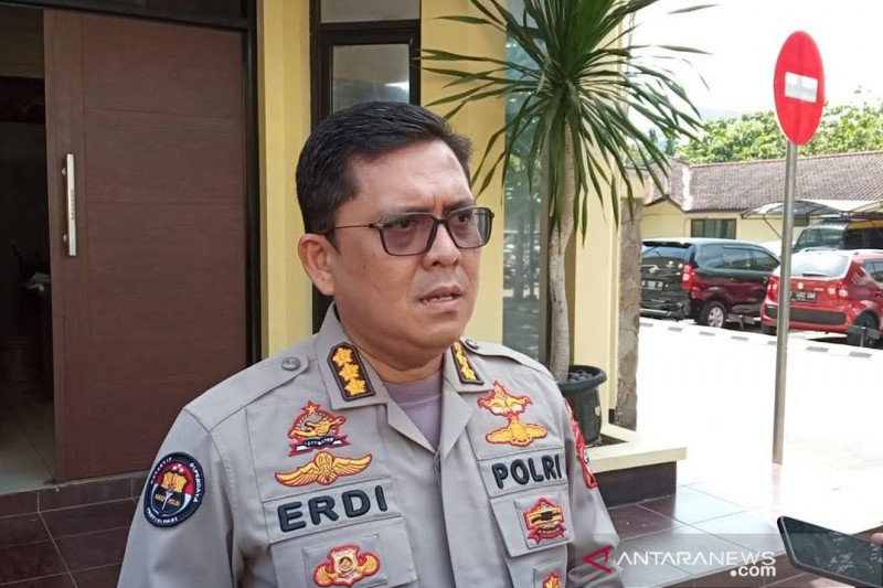 Kabidhumas Polda Jawa Barat Kombes Pol Erdi A Chaniago. (ANTARA/Bagus Ahmad Rizaldi)