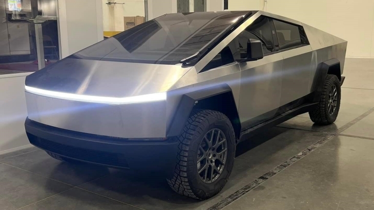 Desain Cybertruck Milik Tesla Berubah