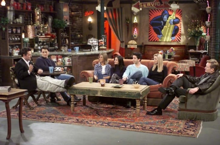Set Terbaru ‘Friends Reunion’ akan Dilelang Jadi Aset NFT