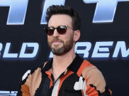 Chris Evans Akhirnya Ganti Ponsel Setelah Tujuh Tahun Pakai iPhone 6S
