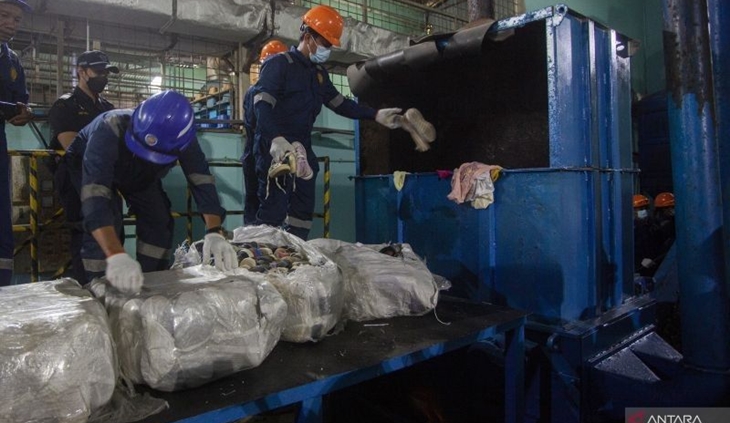 Pemerintah Telah Musnahkan Pakaian Bekas Impor Senilai Rp 118 Miliar