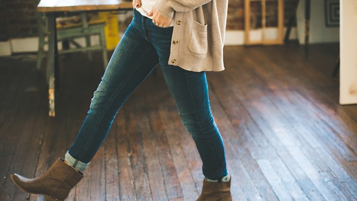 Jangan Asal Trendi! Kenali 5 Dampak Buruk Pengunaan 'Skinny Jeans'!