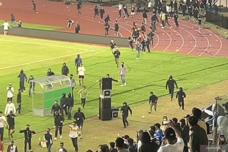 Imbas Kericuhan saat Jamu Persija, Persib Dihukum 2 Laga Tanpa Penonton Dilanjutkan Penutupan Tribun