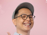 Keluh Kesah Ernest Prakasa Produksi 'Imperfect The Series' di Tengah Pandemi