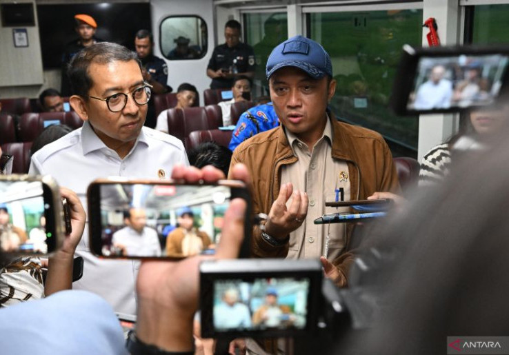 Mensesneg Bilang Prabowo Juga Naikkan Tukin Guru-Nakes 3T Bukan Cuma TNI