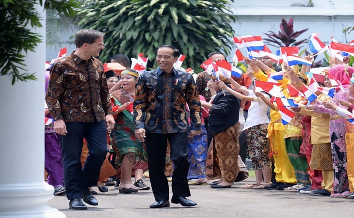 Presiden Jokowi saat menjemput Perdana Menteri Belanda Mark Rutte