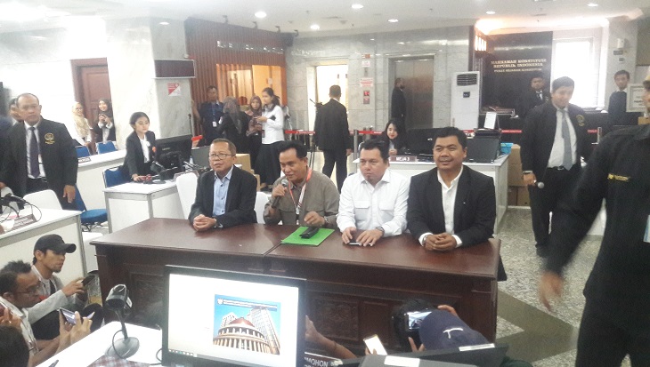 Ketua Tim Advokasi Yusril Ihza Mahendra, Arsul Sani dan Ade Irfan Pulungan