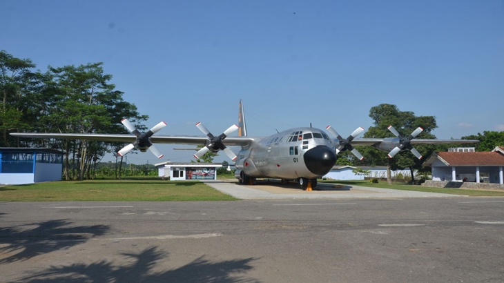 Pesawat Fokker TNI AU