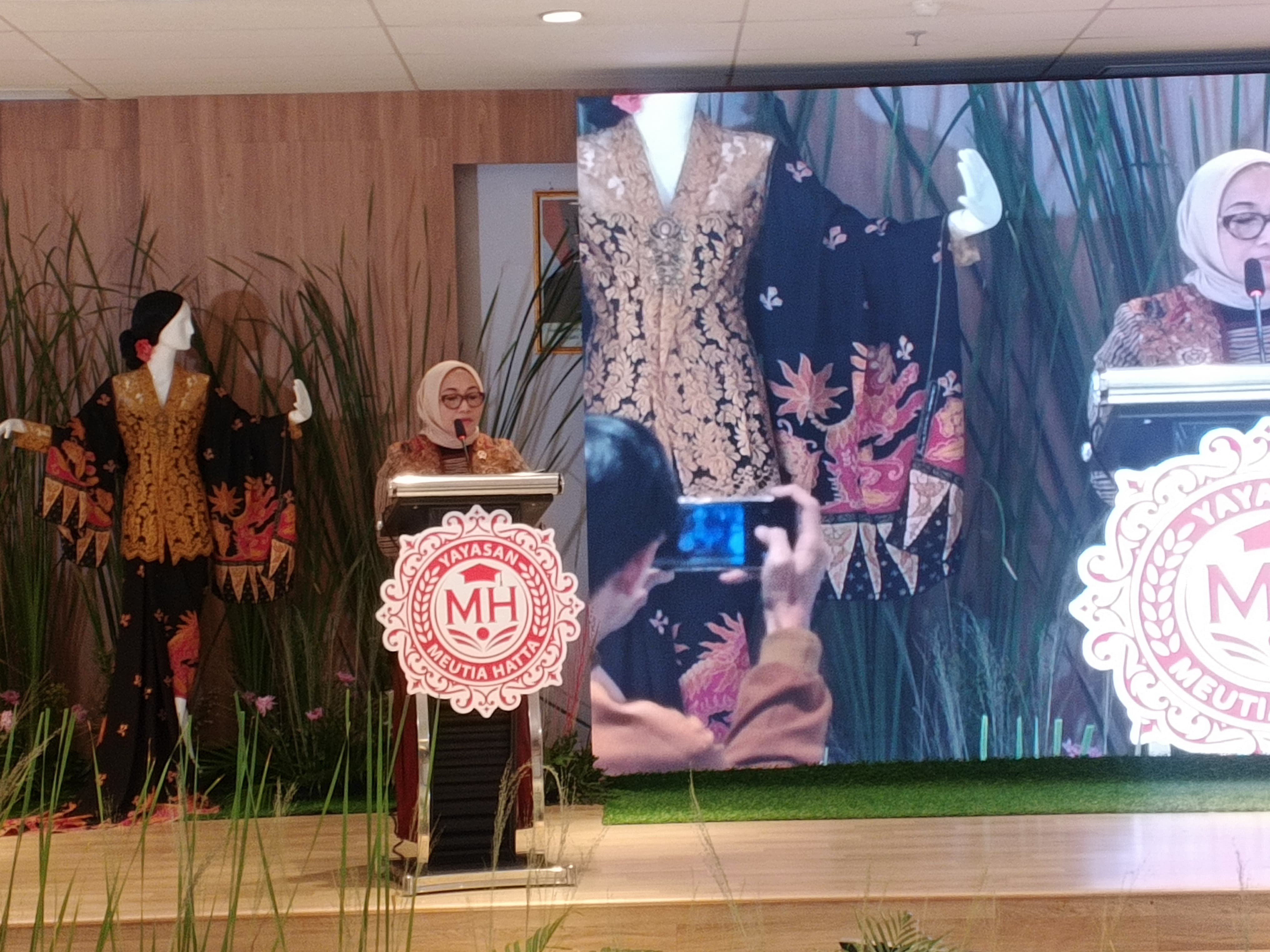 Kesedehanaan Rahmi Hatta yang Penuh Integritas Teladan Perempuan Indonesia
