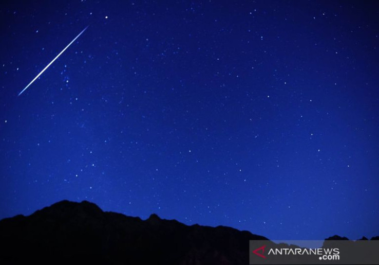 Hobi Astronomi Wajib Tahu, Tahun 2025 Ada Parade Planet Hingga Hujan Meteor