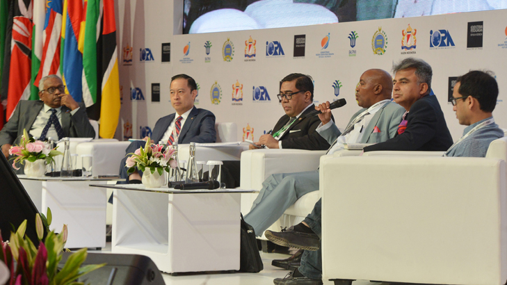 Sesi Diskusi di Business Summit KTT IORA 2017