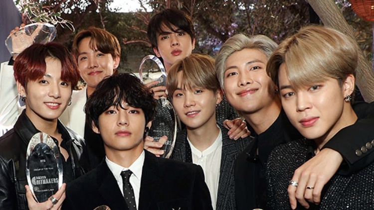 Terima Penghargaan, BTS Kasih Bocoran Seputar Album Terbaru