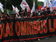 RUU Cilaka Tak Bisa Selamatkan Pekerja dari PHK Akibat COVID-19?