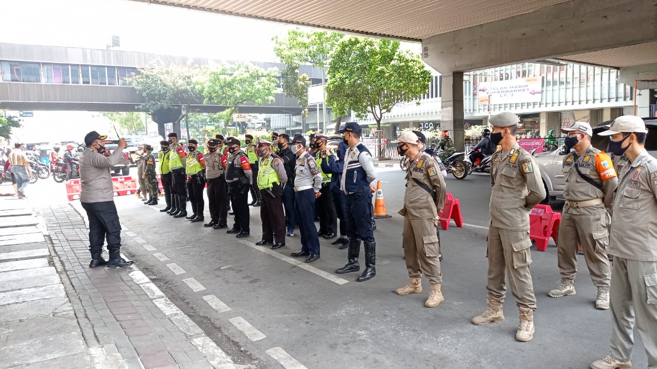 Operasi Yustisi di Jalan Samanhudi, Sawah Besar berhasil menindak 21 orang yang bandel karena tak patuh protokol kesehatan.