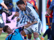 2 Legenda Inggris Jijik Lihat Leandro Paredes dan Skuad Argentina yang Ngamuk Usai Spanyol Jadi Juara Dunia