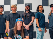 Lirik Lagu 'Slipping Through (No Kings)' dari The Red Jumpsuit Apparatus, Hadirkan Kritik Sosial