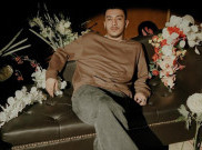 Aziz Hedra Ajak Bangkit Lewat Debutnya 'Somebody's Plesure'