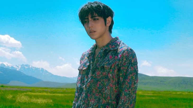 DPR IAN Rilis 'Peanut Butter & Tears' Jelang Konsernya di Jakarta