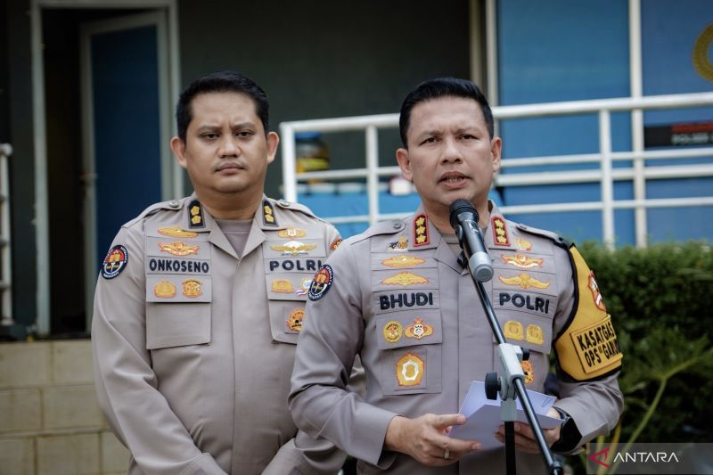Viral Bedah Buku Feby Indriani Dibubarkan, Polisi Endus Dugaan Penistaan Agama  